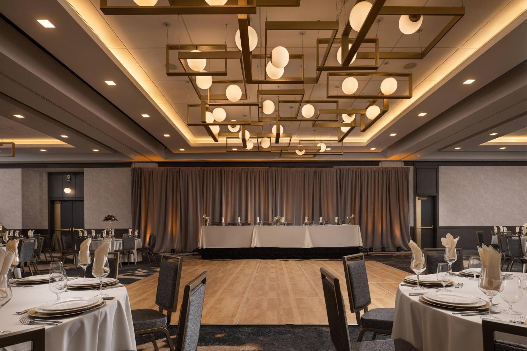 Hotel Distil, Autograph Collection 4*